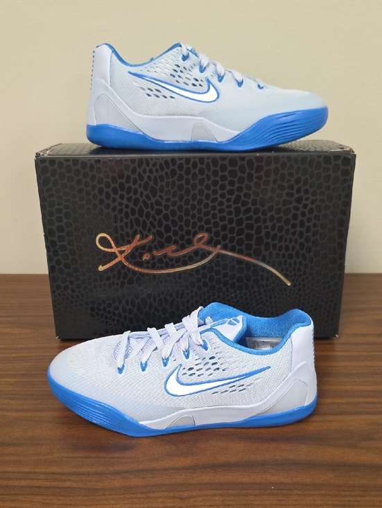 Nike Shoes - Nike Kobe IX Low EM (GS) "Hydrogen Blue" Women's 7/Youth 5.5 IM6642-400 New